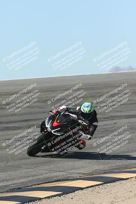 media/Oct-13-2025-Moto Forza (Mon) [[a66d839500]]/2-A Group/Session 2 (Bowl)/